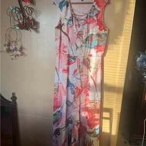 Floral Sleeveless Maxi Dress